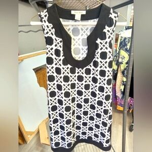Women's sleeveless blouse